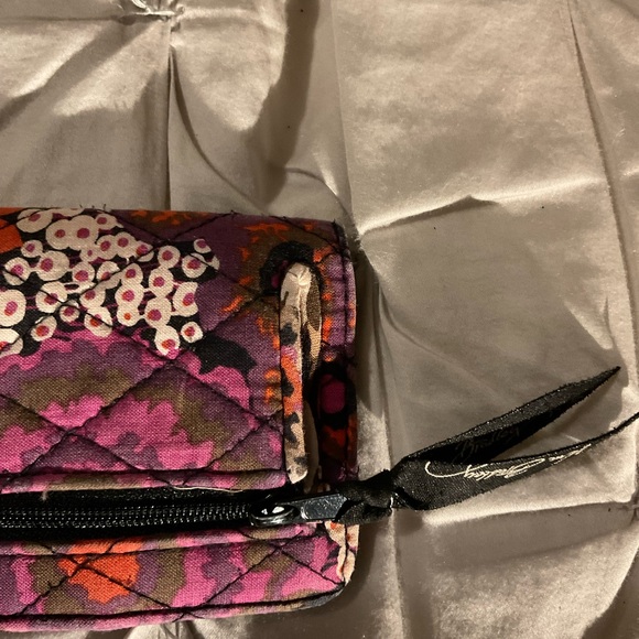 Vera Bradley ID Wallet - Picture 8 of 9